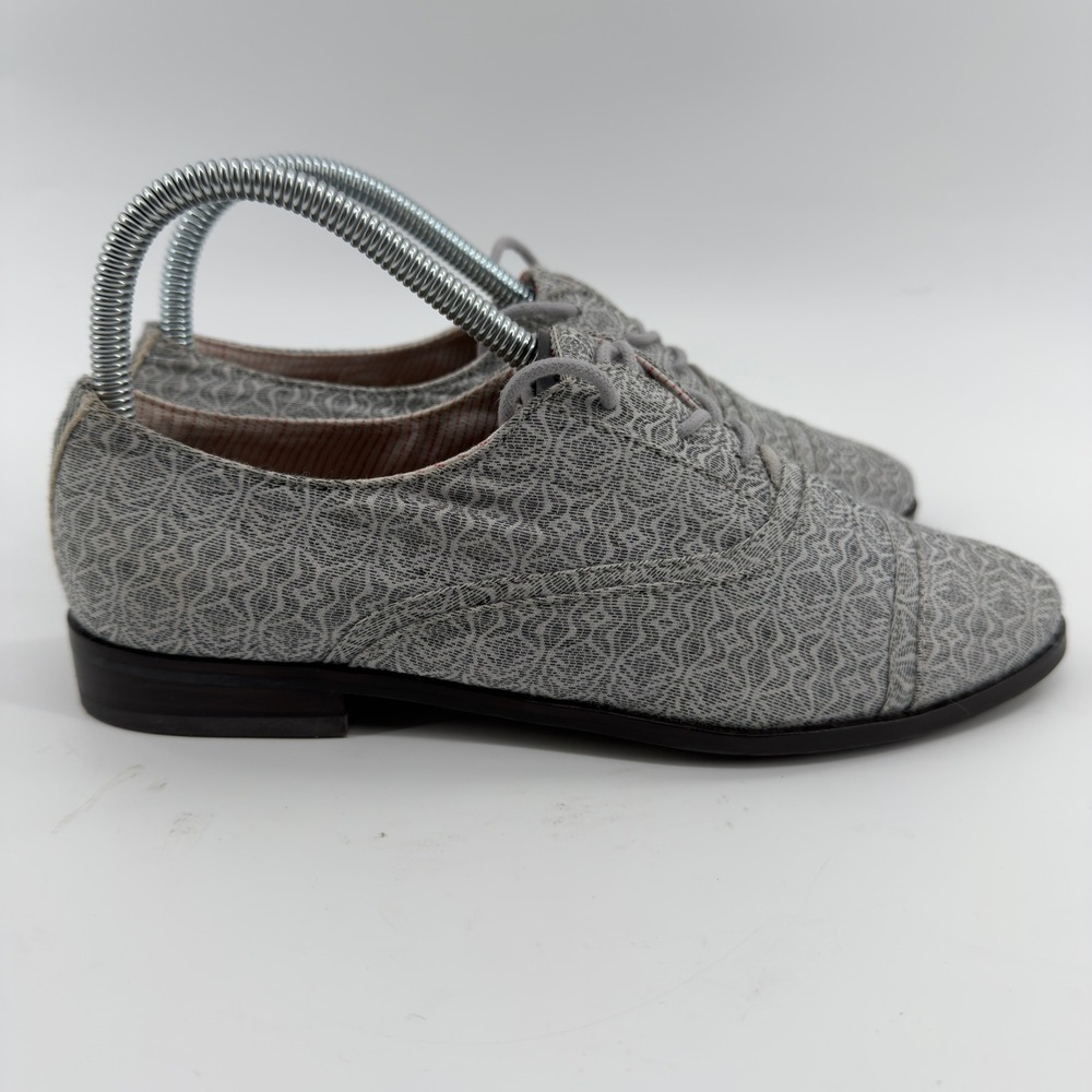 Toms Brogue Oxford Shoes Grey Geometric Pattern‎ Lace Up Cap Toe Womens 6.5